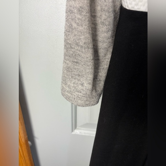 Anne Taylor Loft Black and White Dress with Gray Sleeves - Picture 3 of 8